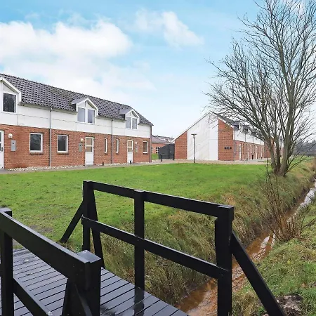 Lxxvi Holiday home