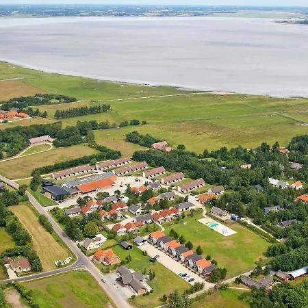 Lxxvi * Blavand
